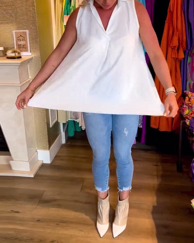 LENA | FLOWY SLEEVELESS BLOUSE