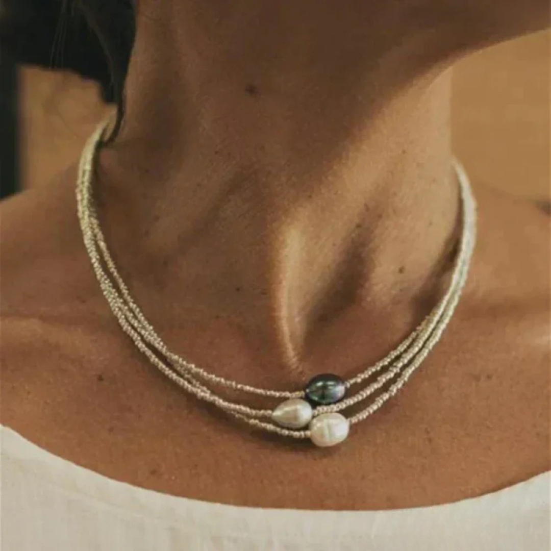 Vita Nova / Waterpearl Necklace