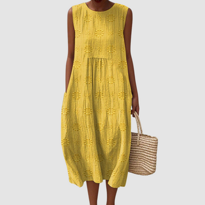 MILA |  FLATTERING A-LINE DRESS