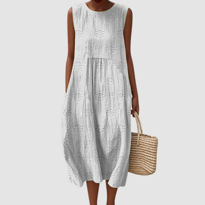 MILA |  FLATTERING A-LINE DRESS