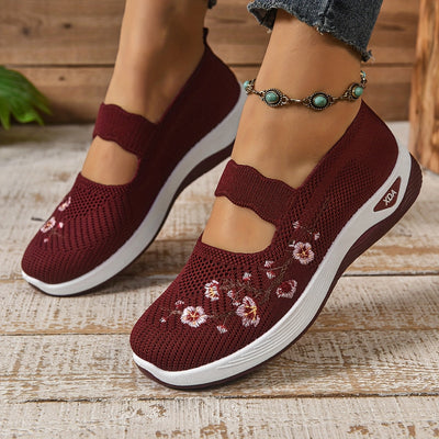 EMMA | FLORAL STITCH WALKING SNEAKERS