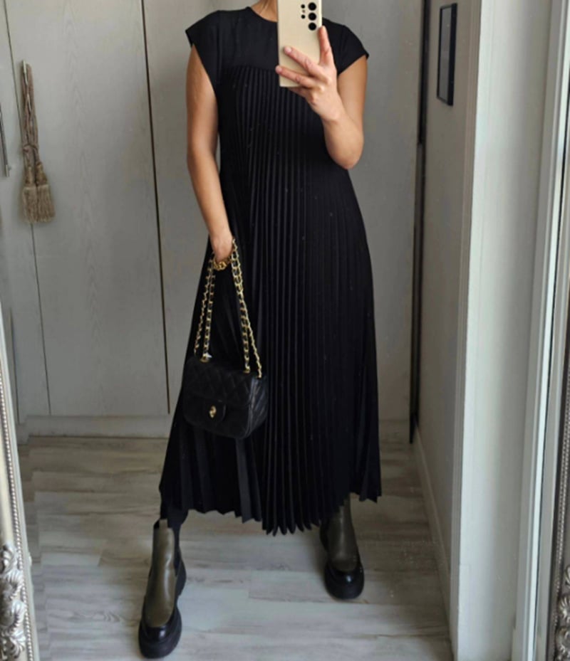 ABBY | FLOWY PLEATED DRESS