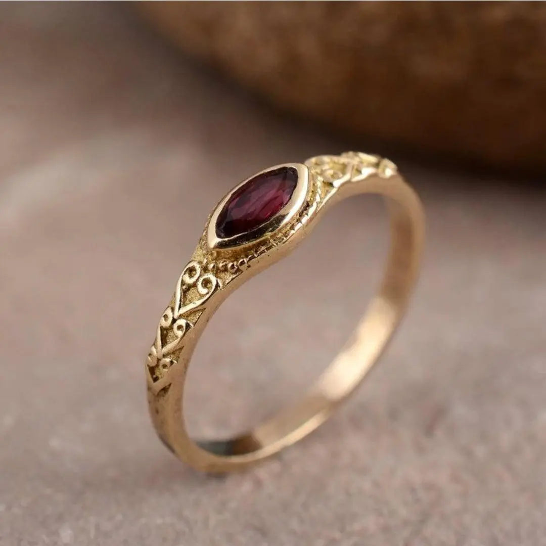 Ruby Whisper | Vintage Ring with Red Crystal