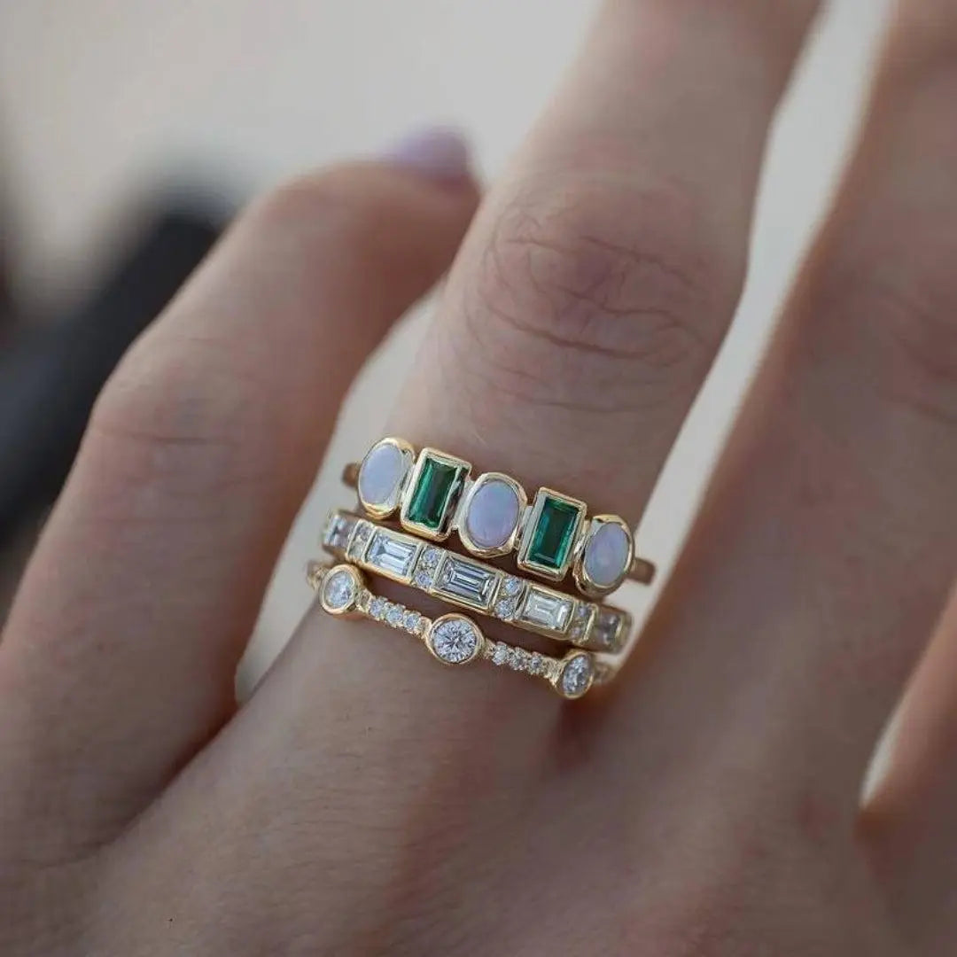 Opal Past | Ring Set with White & Green Opal