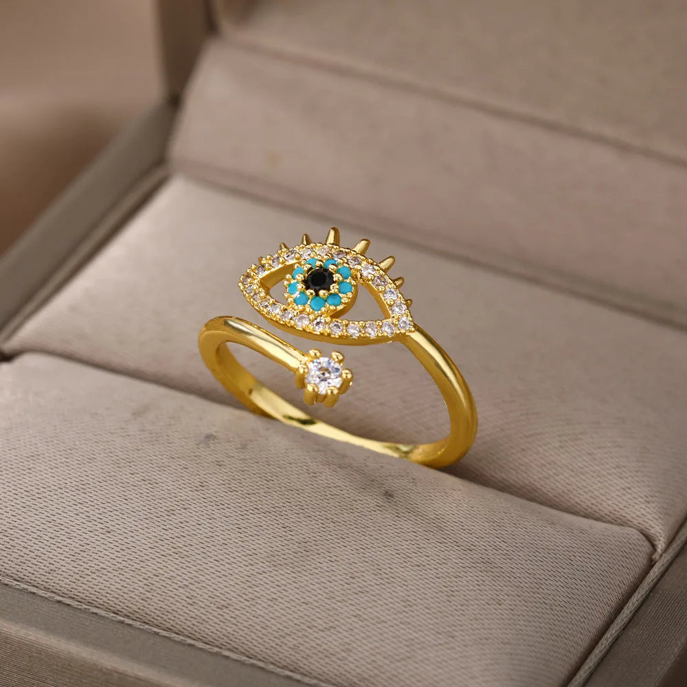 Vita Nova I Lucky Blue Eye Ring