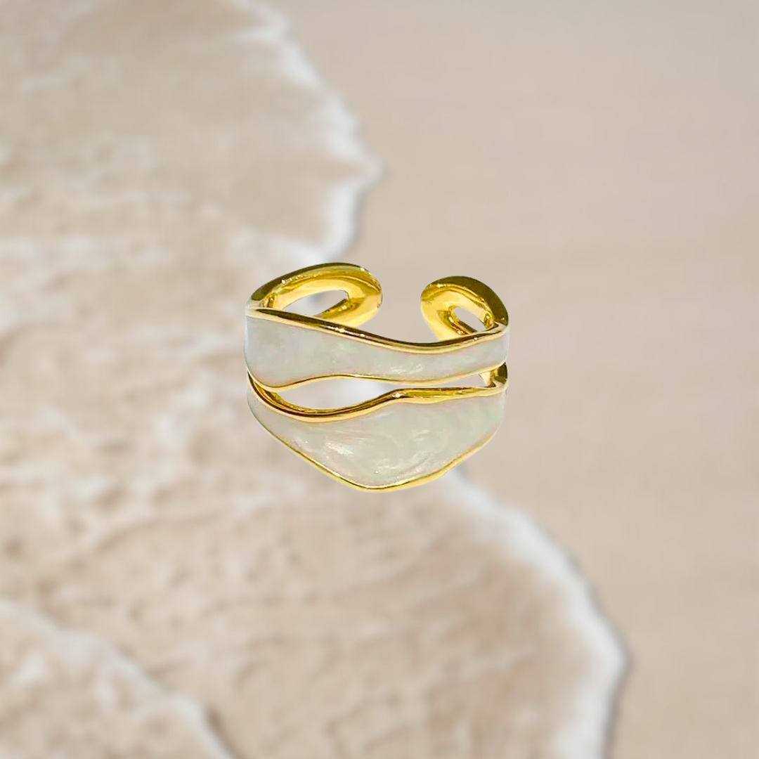 Silken Tides I Pearl White Ring
