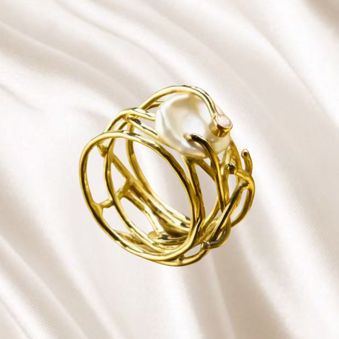 Oceana Spark | Thin Gold Ring with Pearl