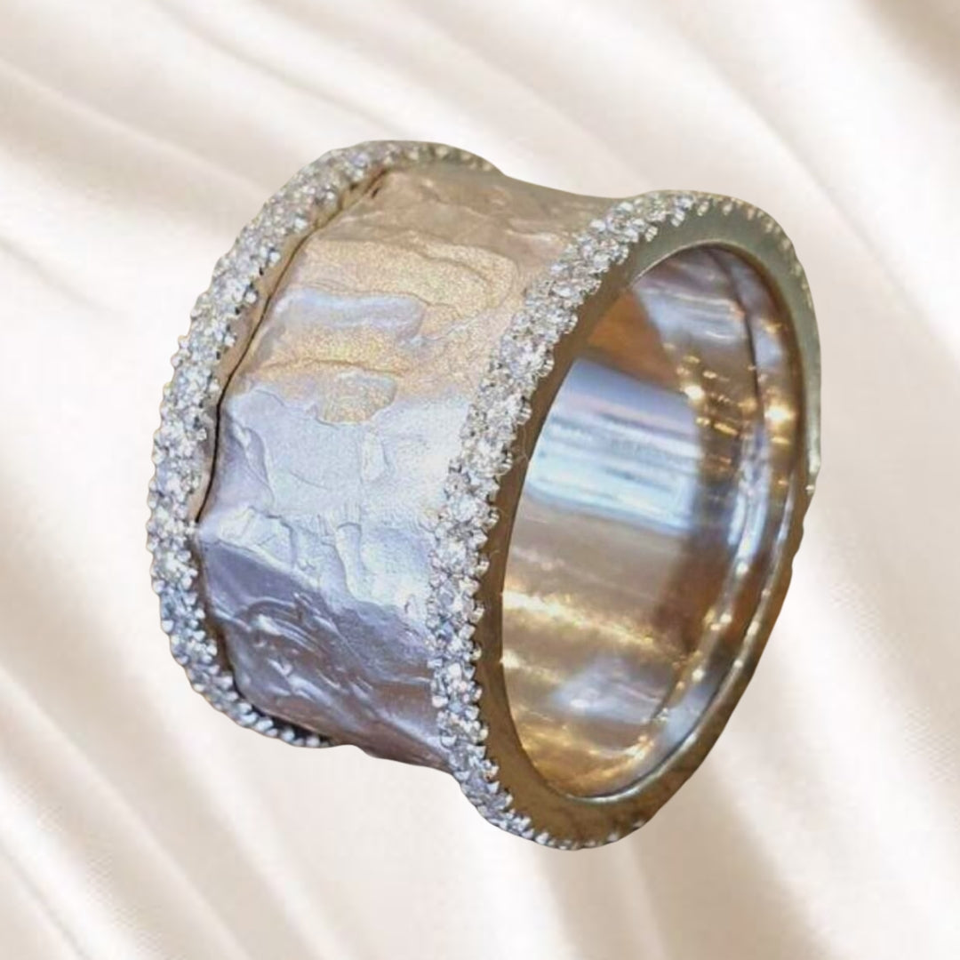 Evelyn Light | Vintage Crystal Ring