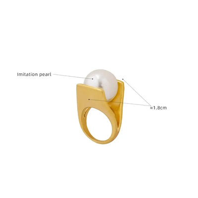 Pearl Haven I Big Pearl Ring