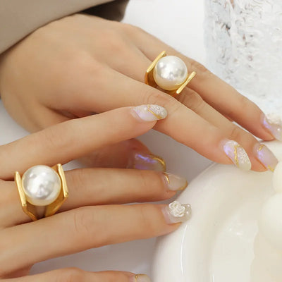 Pearl Haven I Big Pearl Ring