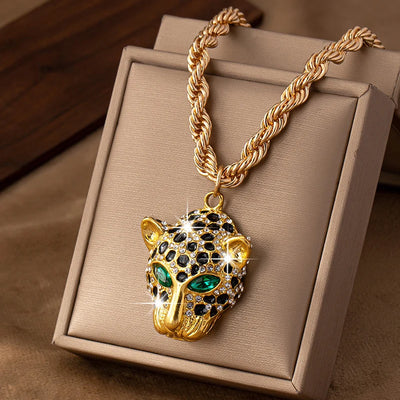 Roar I Leopard Shape Pendant