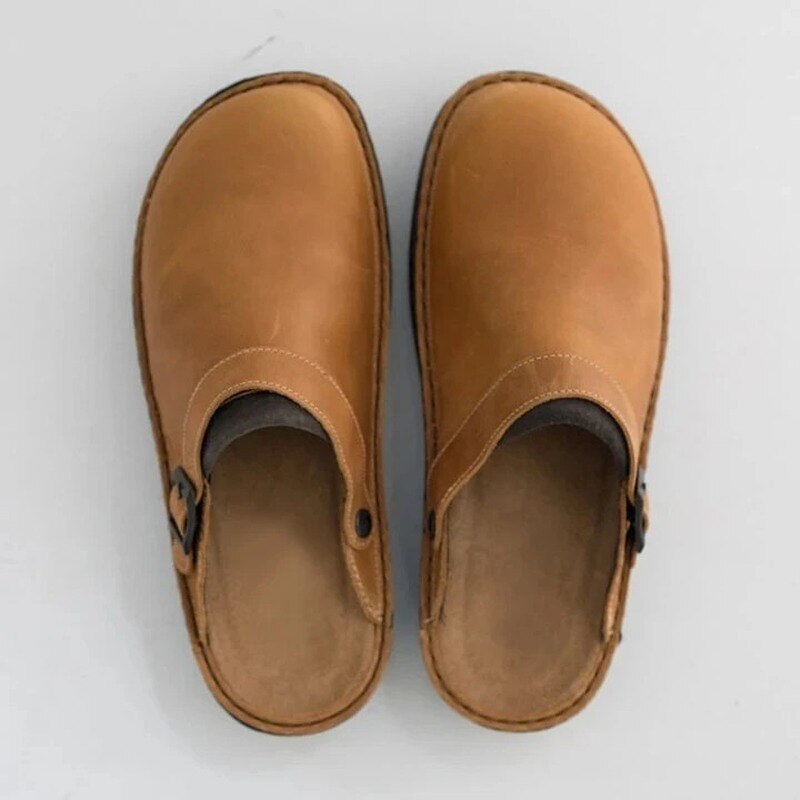 ARTHUR | COMFORT-FIT SLIP-ON CLOGS