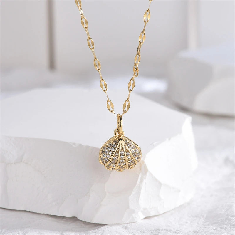 Ocean's Shell I French Shell Pearl Necklace