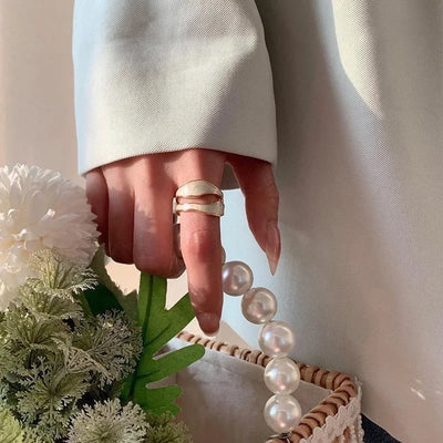 Silken Tides I Pearl White Ring