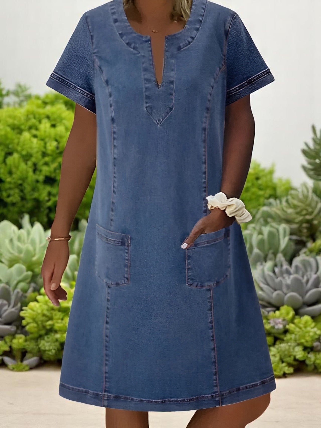 CARRY | RELAXED DENIM DRESS
