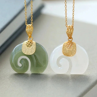 Aureum I Stone Elephant Pendant