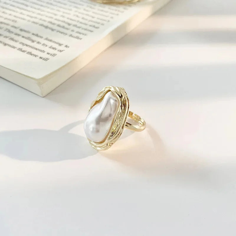 Sea of Serenity I Pearl ring