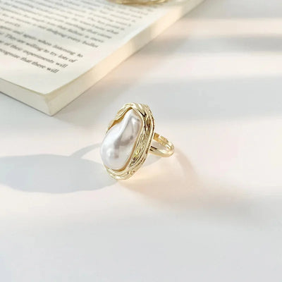 Sea of Serenity I Pearl ring