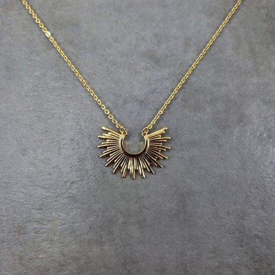 Imperial Glow I Emperor Golden Necklace