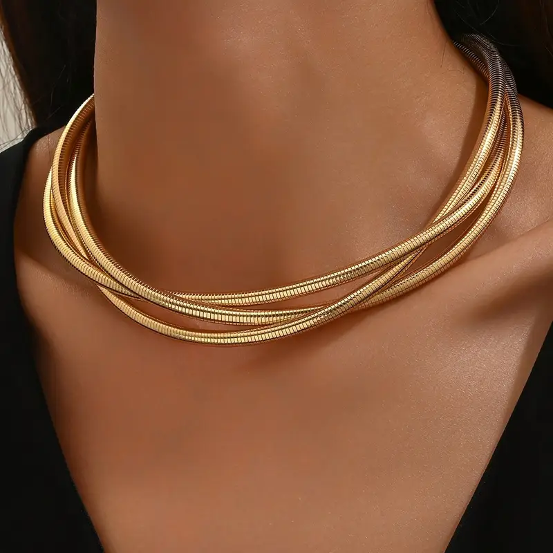 Luxe in Line I Layered Gold Necklace